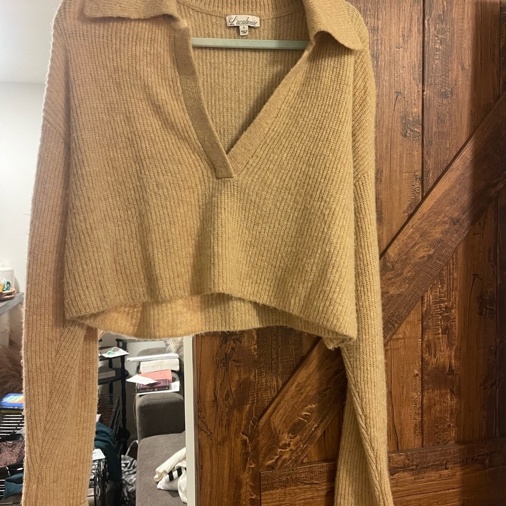 L'Academie Women's Tan Sweater size small - Picture 3 of 4